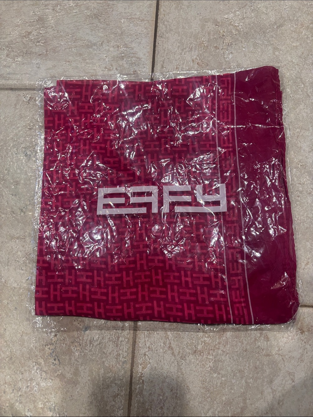 Effy Hematian dark pink signature logo scarf